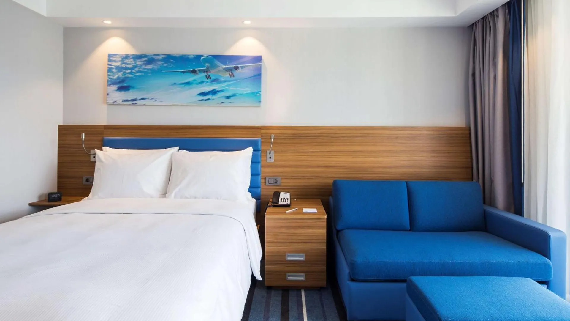 Hampton by Hilton Istanbul Kurtkoy Otel