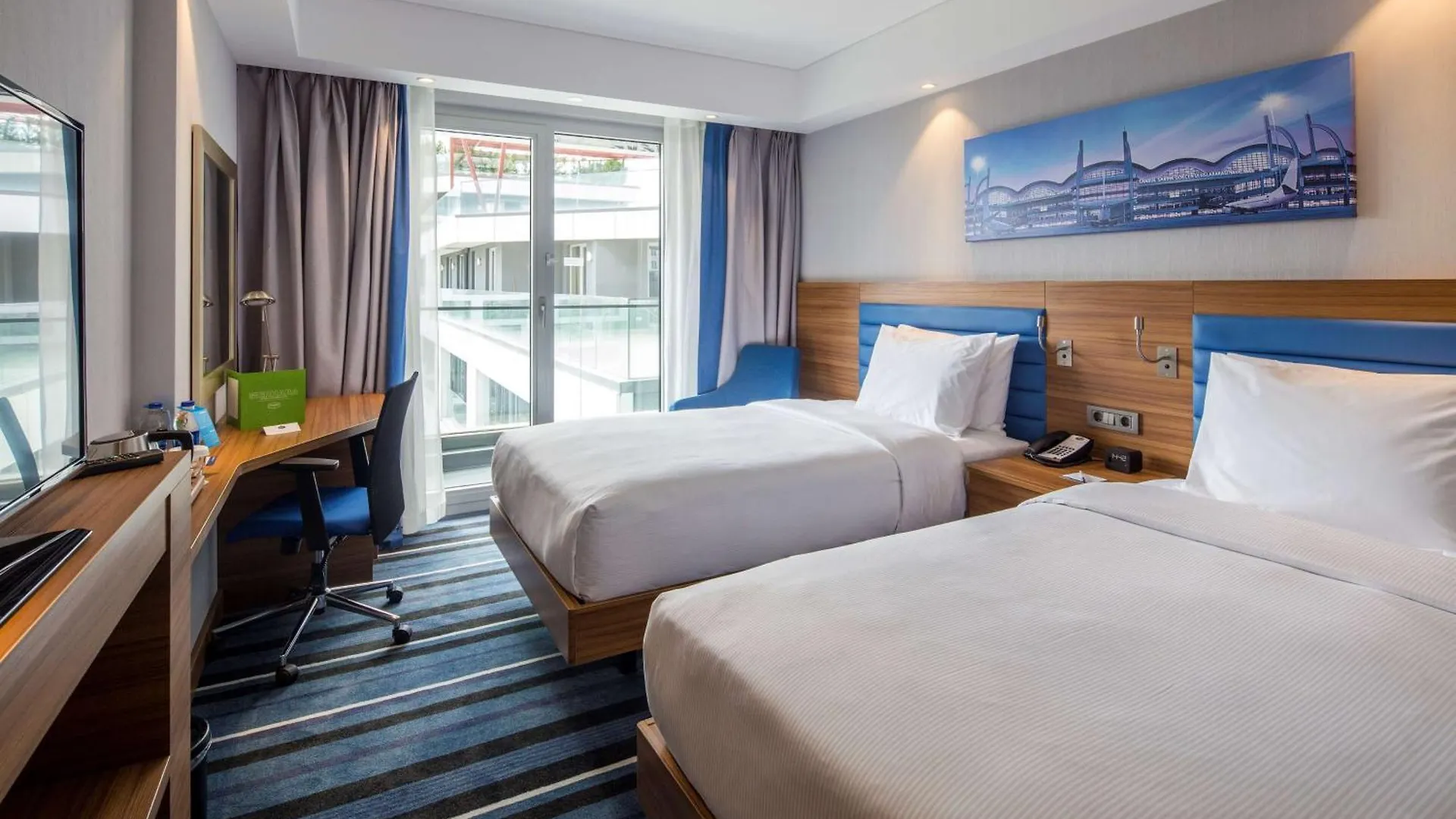 Hampton by Hilton Istanbul Kurtkoy Otel 4*,