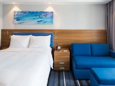 Hampton By Hilton Istanbul Kurtkoy Hotel